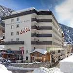Hotel Dala & 3*