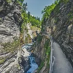 Hotel Dala &