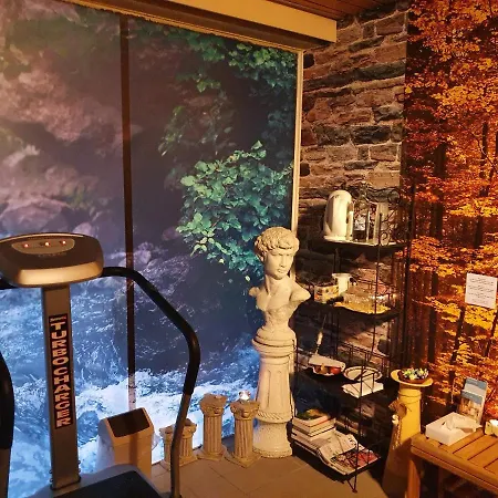 달라