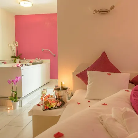 Dala & Hotel 3*