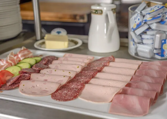 Dala & 酒店 洛伊克巴德