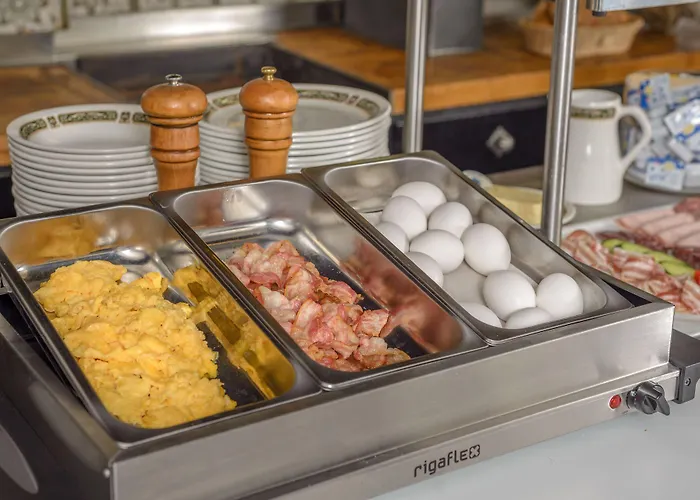 Dala & 3* 洛伊克巴德